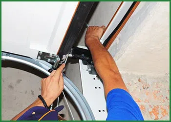 Quality Garage Door Miami, FL 786-471-0134 - garagedoor-spring-repair-t-21-gr-39m